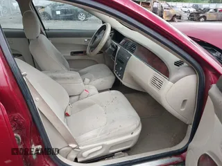 2007 Buick LaCrosse CX with VIN 2G4WC582271186896, listed as a IAAI auction lot 41963529 with 157,487 mi miles. Bid and sale history available at carsss.com. Image 5.