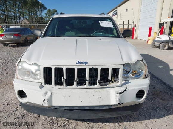 2006 Jeep Grand Cherokee Laredo with VIN 1J4GS48K36C279970, listed as a IAAI auction lot 41655785 with 180,348 mi miles. Bid and sale history available at carsss.com. Image 12.