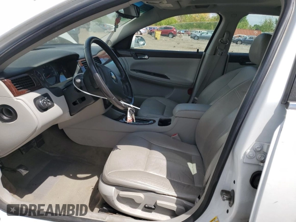 2011 Chevrolet Impala LT Fleet z VIN 2G1WG5EKXB1106498, wystawiony jako Copart lot #55764625 z przebiegiem 189 784 mil mil oraz Szkoda całkowita • Salvage title. Historia ofert i sprzedaży dostępna na DreamBid. Obrazek 7.