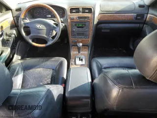 2005 Hyundai XG with VIN KMHFU45E05A425533, listed as a Copart auction lot 59055494 with 157,456 mi miles and Salvage Title. Bid and sale history available at carsss.com. Image 8.