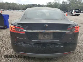 2015 Tesla Model S 85D with VIN 5YJSA1E20FF101913, listed as a Copart auction lot 49706935 with 109,515 mi miles and Salvage Title. Bid and sale history available at carsss.com. Image 6.