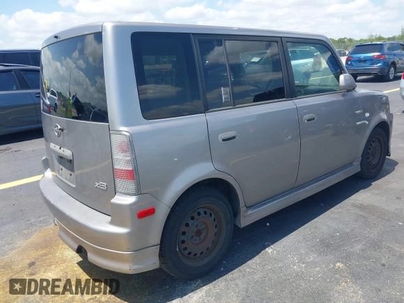 2006 Scion xB z VIN JTLKT324264122365, wystawiony jako IAAI lot #42315138 z przebiegiem 294 826 mil mil oraz . Historia ofert i sprzedaży dostępna na DreamBid. Obrazek 4.
