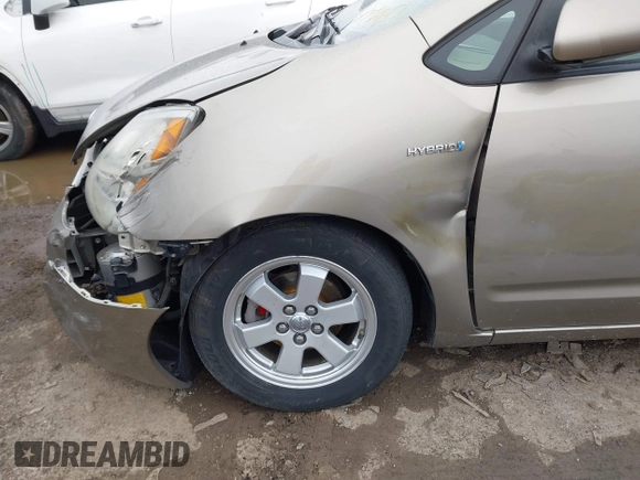 2009 Toyota Prius with VIN JTDKB20UX97849378, listed as a IAAI auction lot 41868392 with 183,376 mi miles. Bid and sale history available at carsss.com. Image 6.
