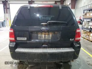 2011 Ford Escape XLS z VIN 1FMCU9C77BKC43662, wystawiony jako Copart lot #51779335 z przebiegiem 104 548 mil mil oraz Szkoda całkowita • Salvage title. Historia ofert i sprzedaży dostępna na DreamBid. Obrazek 6.