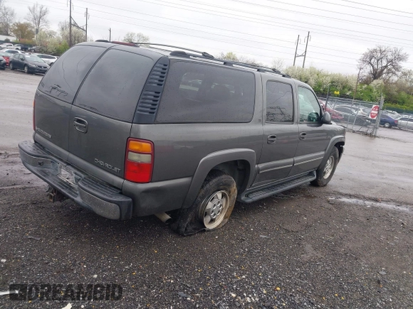 2002 Chevrolet Suburban LT with VIN 1GNFK16T92J210497, listed as a IAAI auction lot 41964048 with 208,752 mi miles. Bid and sale history available at carsss.com. Image 4.