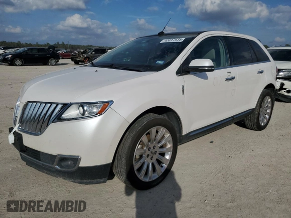 2012 Lincoln MKX with VIN 2LMDJ6JKXCBL19684, listed as a Copart auction lot 43017635 with 159,726 mi miles and Salvage Title. Bid and sale history available at carsss.com. Image 1.