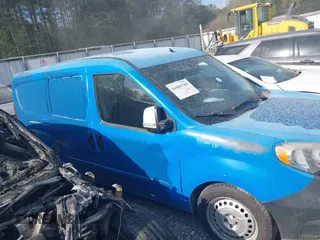 2017 Ram ProMaster City Cargo Tradesman z VIN ZFBERFAB0H6E01531, wystawiony jako IAAI lot #41889780 z przebiegiem 59 734 mil mil oraz . Historia ofert i sprzedaży dostępna na DreamBid. Obrazek 13.