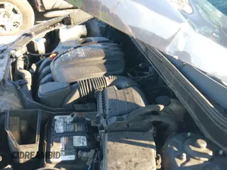 2014 Hyundai Sonata GLS z VIN 5NPEB4AC1EH893256, wystawiony jako IAAI lot #43204395 z przebiegiem 186 208 mil mil oraz . Historia ofert i sprzedaży dostępna na DreamBid. Obrazek 19.