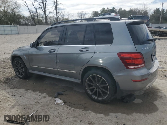2013 Mercedes-Benz GLK 350 with VIN WDCGG8JB9DG062173, listed as a Copart auction lot 55040055 with 149,874 mi miles and Non Repairable. Bid and sale history available at DreamBid. Image 2.
