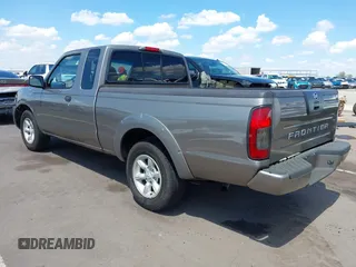 2004 Nissan Frontier XE z VIN 1N6DD26T04C479864, wystawiony jako IAAI lot #42369468 z przebiegiem 133 882 mil mil oraz . Historia ofert i sprzedaży dostępna na DreamBid. Obrazek 3.