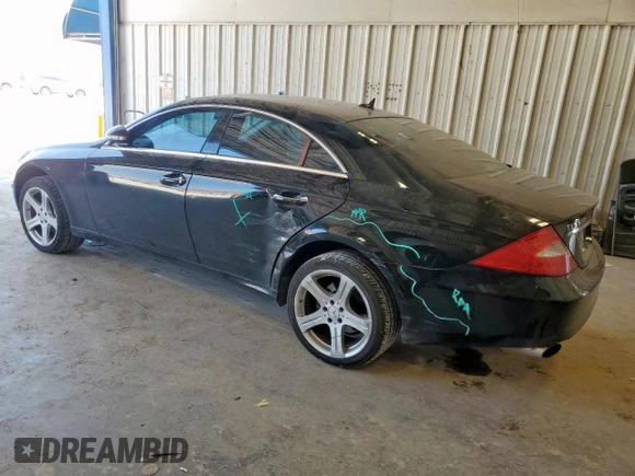 2007 Mercedes-Benz CLS 550 with VIN WDDDJ72X67A083896, listed as a Copart auction lot 58011355 with 126,102 mi miles and Salvage title. Bid and sale history available at DreamBid. Image 2.