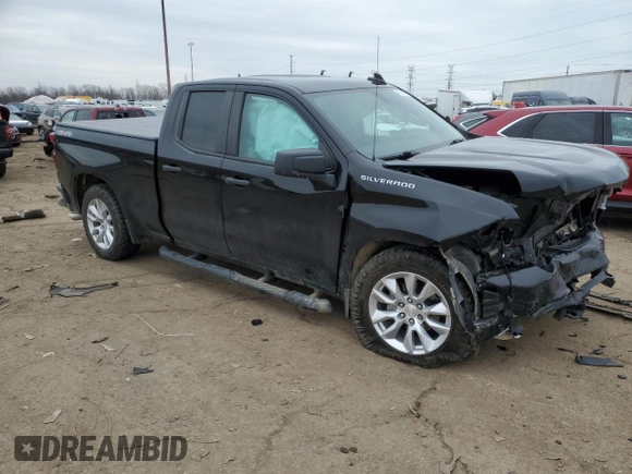 2019 Chevrolet Silverado 1500 Custom with VIN 1GCRYBEH3KZ370058, listed as a Copart auction lot 47594675 with 33,766 mi miles and Clean Title. Bid and sale history available at DreamBid. Image 4.