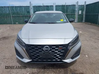2024 Nissan Altima 2.5 SR with VIN 1N4BL4CV4RN391478, listed as a IAAI auction lot 42149791 with 30,376 mi miles. Bid and sale history available at carsss.com. Image 13.