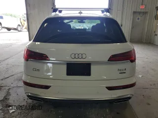 2023 Audi Q5 S line Premium Plus с VIN WA1EAAFY7P2125155, выставлен на аукционе Copart как лот 61812125 с пробегом 52 587 миль миль и Списание • Salvage title. История ставок и продаж доступна на DreamBid. Изображение 6.