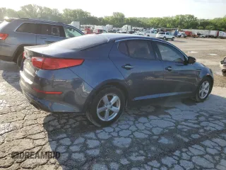 2015 Kia Optima LX z VIN 5XXGM4A71FG413543, wystawiony jako Copart lot #53517554 z przebiegiem 70 454 mil mil oraz Czysty tytuł • Clean title. Historia ofert i sprzedaży dostępna na DreamBid. Obrazek 3.