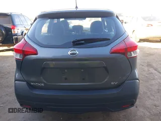 2019 Nissan Kicks S with VIN 3N1CP5CU0KL565247, listed as a IAAI auction lot 41627267 with 92,049 mi miles. Bid and sale history available at carsss.com. Image 17.
