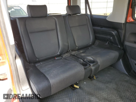 2004 Honda Element EX z VIN 5J6YH18674L004734, wystawiony jako Copart lot #59170045 z przebiegiem 157 105 mil mil oraz Szkoda całkowita • Salvage title. Historia ofert i sprzedaży dostępna na DreamBid. Obrazek 11.