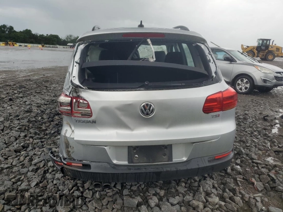 2017 Volkswagen Tiguan S with VIN WVGAV7AXXHK039703, listed as a Copart auction lot 59175923 with Not provided miles and Salvage title. Bid and sale history available at DreamBid. Image 6.