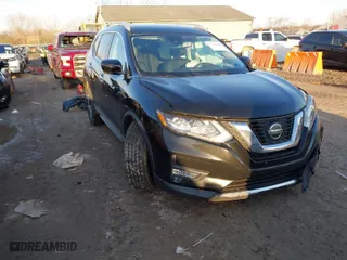 2018 Nissan Rogue S with VIN 5N1AT2MV2JC812117, listed as a IAAI auction lot 41760808 with 130,190 mi miles. Bid and sale history available at carsss.com. Image 1.