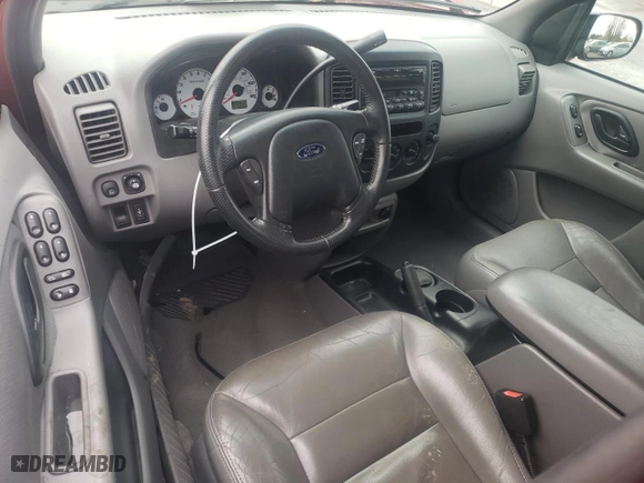 2001 Ford Escape XLT with VIN 1FMCU04101KA36194, listed as a Copart auction lot 43717295 with 72,265 mi miles and Salvage Title. Bid and sale history available at carsss.com. Image 8.