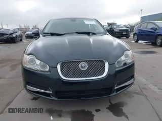 2010 Jaguar XF Supercharged with VIN SAJWA0HE8AMR78233, listed as a IAAI auction lot 41658411 with 69,158 mi miles. Bid and sale history available at carsss.com. Image 12.