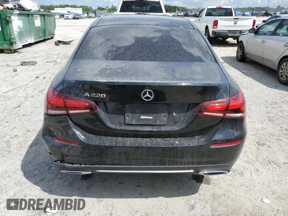 2021 Mercedes-Benz A 220 z VIN W1K3G4FB6MJ301564, wystawiony jako Copart lot #52358605 z przebiegiem 120 746 mil mil oraz Szkoda całkowita • Salvage title. Historia ofert i sprzedaży dostępna na DreamBid. Obrazek 6.