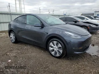 2024 Tesla Model Y Long Range z VIN 7SAYGDEE3RF087162, wystawiony jako Copart lot #79315224 z przebiegiem 3 232 mil mil oraz Szkoda całkowita • Salvage title. Historia ofert i sprzedaży dostępna na DreamBid. Obrazek 4.