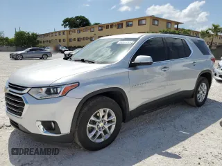 2021 Chevrolet Traverse LT z VIN 1GNERHKW2MJ269555, wystawiony jako Copart lot #56931755 z przebiegiem 82 513 mil mil oraz Szkoda całkowita • Salvage title. Historia ofert i sprzedaży dostępna na DreamBid. Obrazek 1.