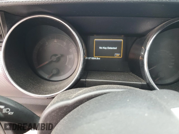 2017 Ford Mustang GT z VIN 1FA6P8CF8H5358570, wystawiony jako Copart lot #49535235 z przebiegiem 71 934 mil mil oraz Szkoda całkowita • Salvage title. Historia ofert i sprzedaży dostępna na DreamBid. Obrazek 9.