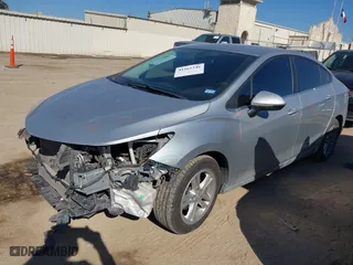 2018 Chevrolet Cruze LT with VIN 1G1BE5SM8J7242513, listed as a IAAI auction lot 41161546 with NaN miles. Bid and sale history available at carsss.com. Image 18.
