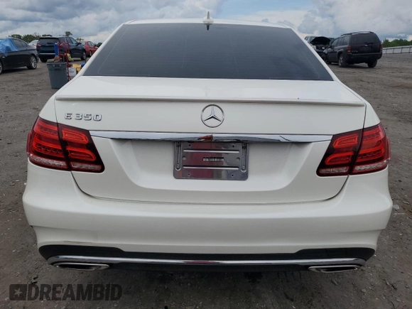 2014 Mercedes-Benz E 350 Sport with VIN WDDHF5KB9EA831131, listed as a Copart auction lot 55201435 with 121,696 mi miles and Clean Title. Bid and sale history available at DreamBid. Image 6.