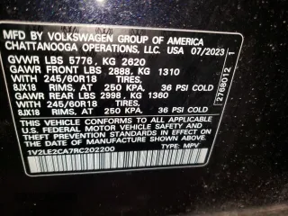 2024 Volkswagen Atlas SE z VIN 1V2LE2CA7RC202200, wystawiony jako Copart lot #85103964 z przebiegiem 1 894 mil mil oraz Szkoda całkowita • Salvage title. Historia ofert i sprzedaży dostępna na DreamBid. Obrazek 14.