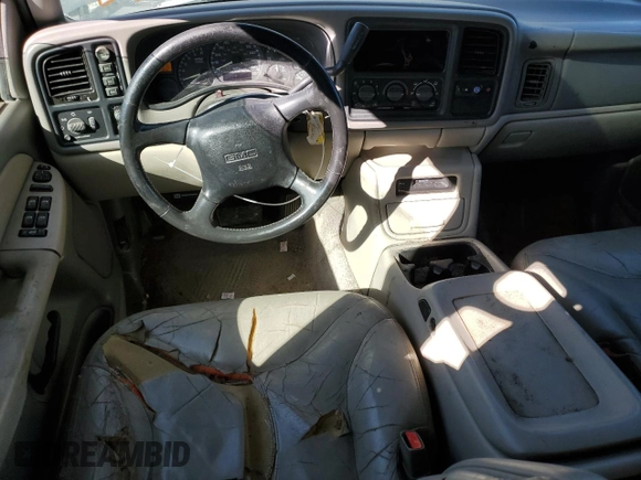 2000 GMC Yukon SLE with VIN 1GKEK13T3YJ107596, listed as a Copart auction lot 83326244 with 293,602 mi miles and Salvage Title. Bid and sale history available at carsss.com. Image 8.