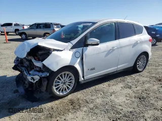 2015 Ford C-Max Energi SEL with VIN 1FADP5CU4FL124021, listed as a Copart auction lot 46634025 with 118,034 mi miles and Salvage Title. Bid and sale history available at carsss.com. Image 1.