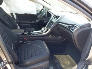 2016 Ford Fusion SE with VIN 3FA6P0H98GR257383, listed as a IAAI auction lot 42083518 with 95,734 mi miles and . Bid and sale history available at carsss.com. Image 5.