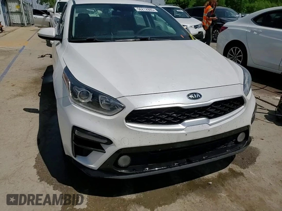 2021 Kia Forte LXS z VIN 3KPF24AD0ME360671, wystawiony jako Copart lot #56212885 z przebiegiem 84 205 mil mil oraz Szkoda całkowita • Salvage title. Historia ofert i sprzedaży dostępna na DreamBid. Obrazek 14.