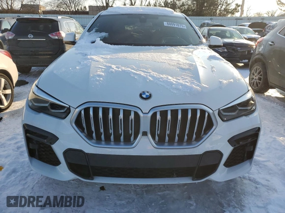 2022 BMW X6 xDrive40i with VIN 5UXCY6C08N9K10724, listed as a Copart auction lot 88091075 with 30,825 mi miles and Salvage Title. Bid and sale history available at carsss.com. Image 5.