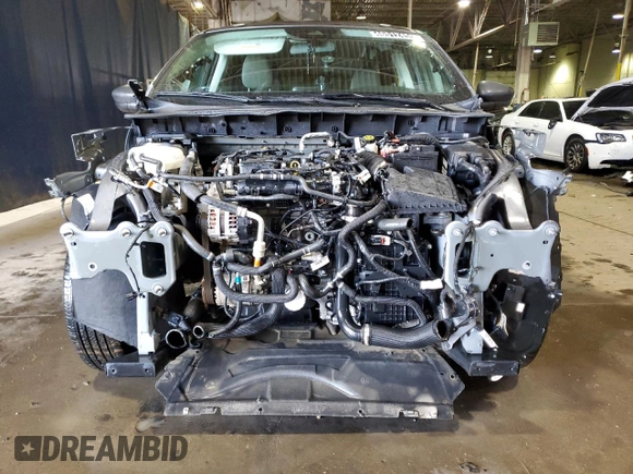 2022 Ford Escape SE with VIN 1FMCU9G63NUA06046, listed as a Copart auction lot 46512455 with 28,740 mi miles and Clean Title. Bid and sale history available at DreamBid. Image 5.