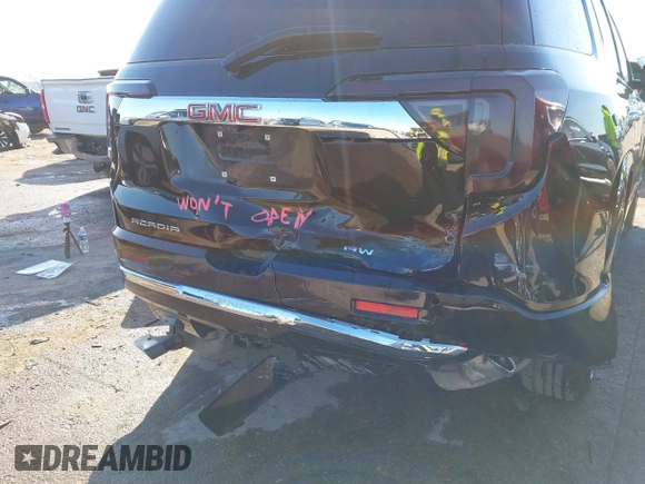 2021 GMC Acadia Denali z VIN 1GKKNXLS1MZ201458, wystawiony jako IAAI lot #41133634 z przebiegiem 46 568 mil mil oraz . Historia ofert i sprzedaży dostępna na DreamBid. Obrazek 6.