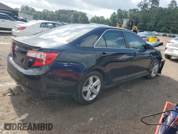 2014 Toyota Camry L with VIN 4T1BF1FK2EU840136, listed as a Copart auction lot 54610285 with 114,704 mi miles and Salvage Title. Bid and sale history available at DreamBid. Image 3.