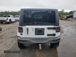 2016 Jeep Wrangler Sahara z VIN 1C4AJWBG3GL286692, wystawiony jako Copart lot #51988555 z przebiegiem 109 764 mil mil oraz Szkoda całkowita • Salvage title. Historia ofert i sprzedaży dostępna na DreamBid. Obrazek 6.