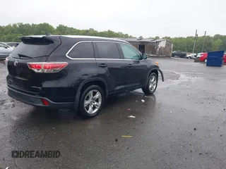 2016 Toyota Highlander Limited with VIN 5TDDKRFH4GS299299, listed as a IAAI auction lot 42206625 with 149,768 mi miles and . Bid and sale history available at DreamBid. Image 4.