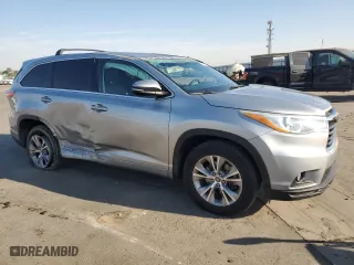 2016 Toyota Highlander LE Plus with VIN 5TDZKRFH3GS158603, listed as a Copart auction lot 74953574 with 87,542 mi miles and Salvage Title. Bid and sale history available at carsss.com. Image 4.