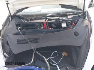 2022 Tesla Model 3 z VIN 5YJ3E1EA5NF164309, wystawiony jako IAAI lot #42195114 z przebiegiem 72 912 mil mil oraz . Historia ofert i sprzedaży dostępna na DreamBid. Obrazek 10.