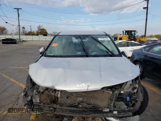 2022 Kia Carnival LXS with VIN KNDNB4H35N6157579, listed as a Copart auction lot 77755144 with 0 mi miles and Salvage Title. Bid and sale history available at carsss.com. Image 5.