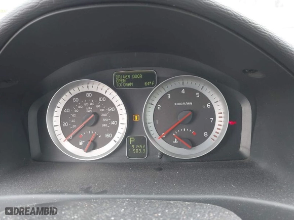 2011 Volvo C70 with VIN YV1672MC1BJ118197, listed as a IAAI auction lot 41930726 with NaN miles. Bid and sale history available at carsss.com. Image 7.