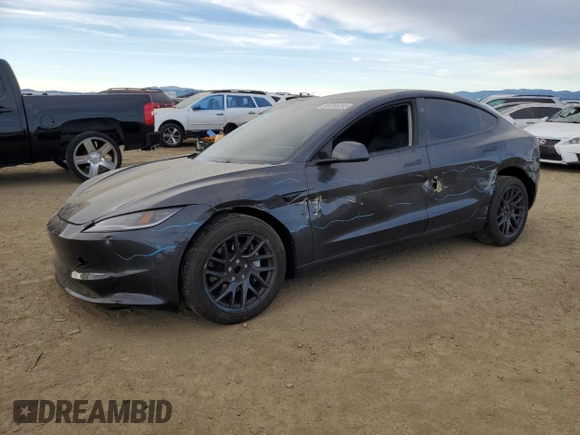 2024 Tesla Model 3 z VIN 5YJ3E1EA5RF741944, wystawiony jako Copart lot #45755205 z przebiegiem Nie podano mil oraz Szkody całkowita. Historia ofert i sprzedaży dostępna na DreamBid. Obrazek 1.