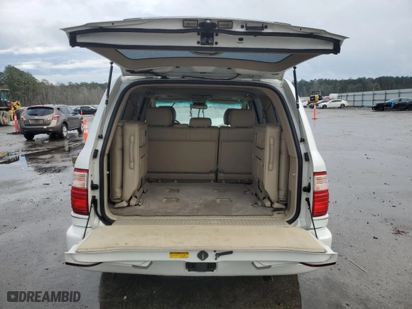 2004 Lexus LX 470 with VIN JTJHT00WX43539242, listed as a Copart auction lot 42938425 with NaN miles and Salvage Title. Bid and sale history available at carsss.com. Image 6.