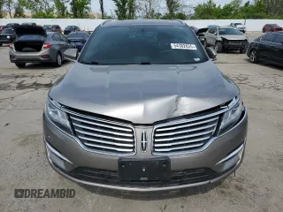 2017 Lincoln MKC Premiere with VIN 5LMCJ1C99HUL44983, listed as a Copart auction lot 54382835 with Not Provided miles and Clean Title. Bid and sale history available at DreamBid. Image 5.