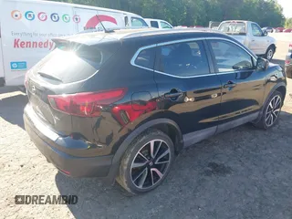 2017 Nissan Rogue SL z VIN JN1BJ1CR5HW101326, wystawiony jako IAAI lot #42198432 z przebiegiem 92 227 mil mil oraz . Historia ofert i sprzedaży dostępna na DreamBid. Obrazek 4.